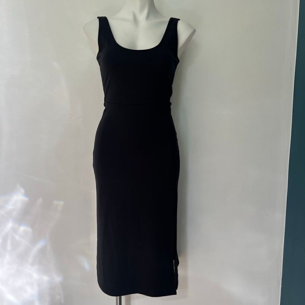Leith Blackโslitโdress